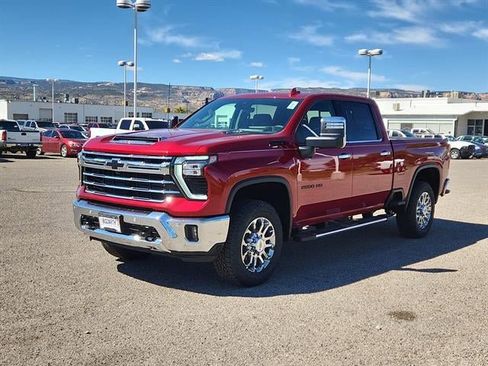 New 2026 Chevrolet Silverado 2500 LTZ w/ LTZ Premium Package AWD/4WD image 2