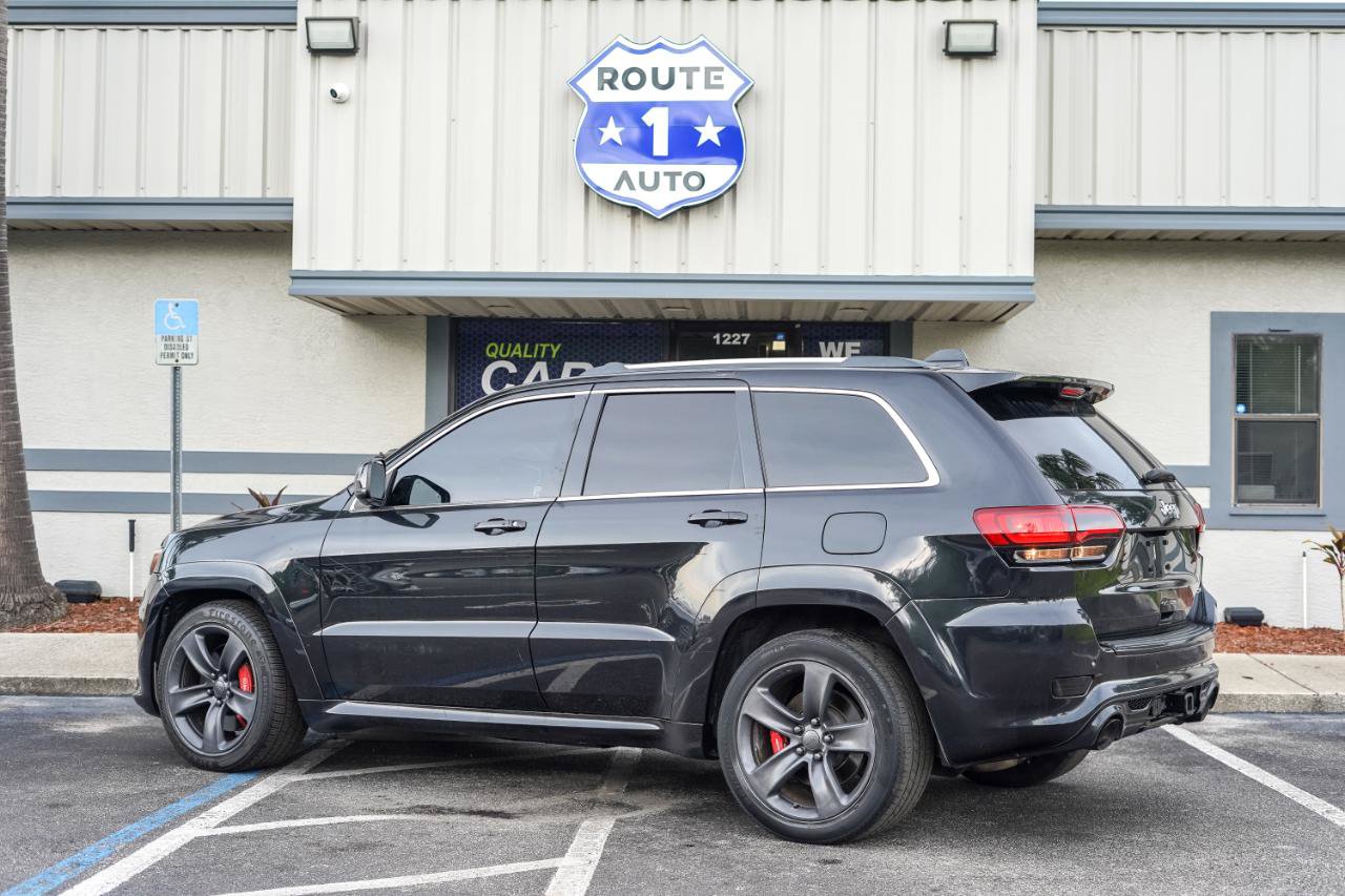 Used 2014 Jeep Grand Cherokee SRT8 w/ Luxury Group II AWD/4WD image 6