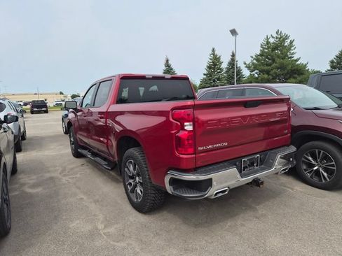 Used 2021 Chevrolet Silverado 1500 LT AWD/4WD image 5