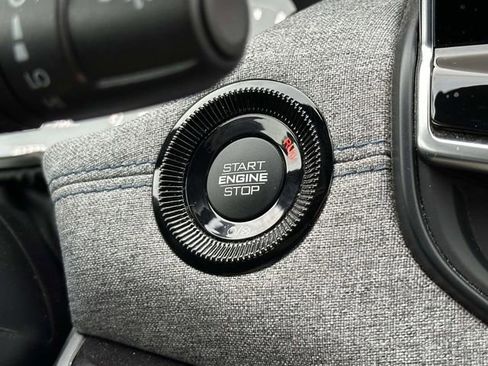 Used 2023 Jeep Compass Latitude w/ Sun and Sound Group image 20