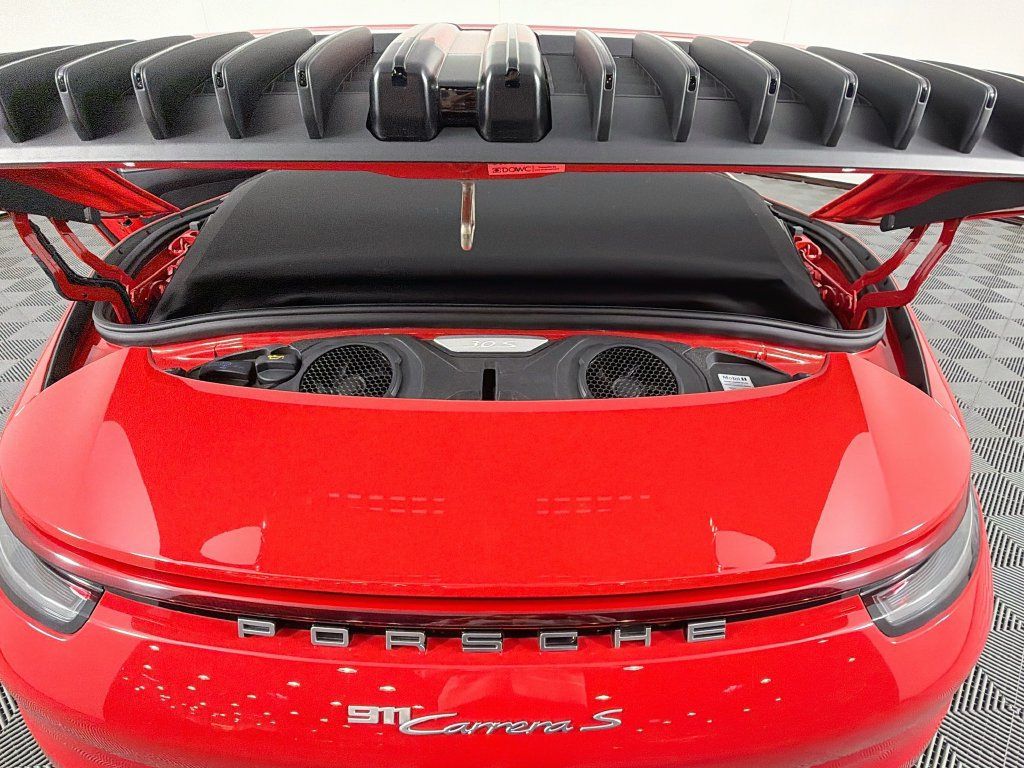 Certified 2020 Porsche 911 Carrera S RWD image 27
