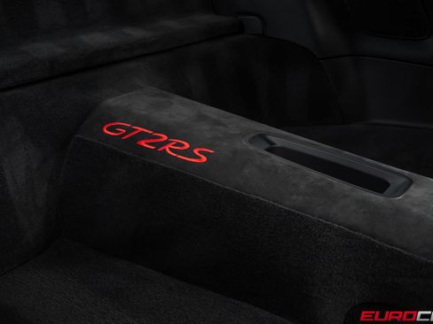 Used 2018 Porsche 911 GT2 RS RWD image 50