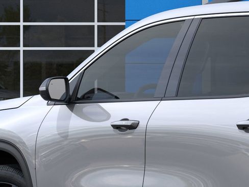 New 2026 Chevrolet Traverse LT image 12