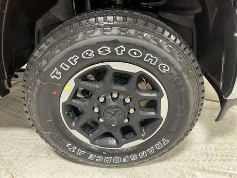 New 2026 RAM 2500 Laramie AWD/4WD image 10