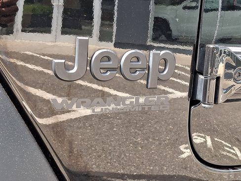 Used 2022 Jeep Wrangler Unlimited Sport AWD/4WD image 30