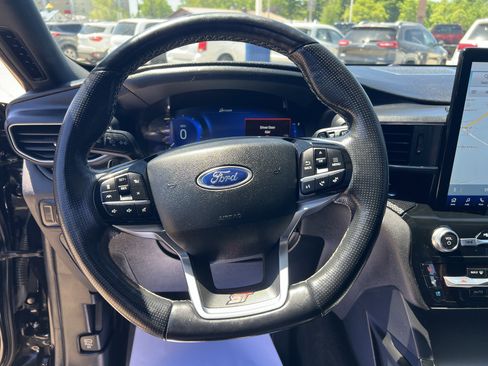 Used 2021 Ford Explorer ST w/ Equipment Group 401A AWD/4WD image 18