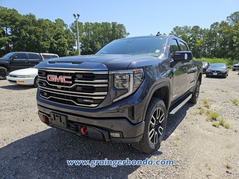 Used 2023 GMC Sierra 1500 AT4 w/ AT4 Premium Package AWD/4WD image 2
