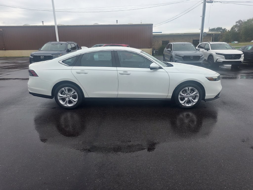 New 2026 Honda Accord LX image 2