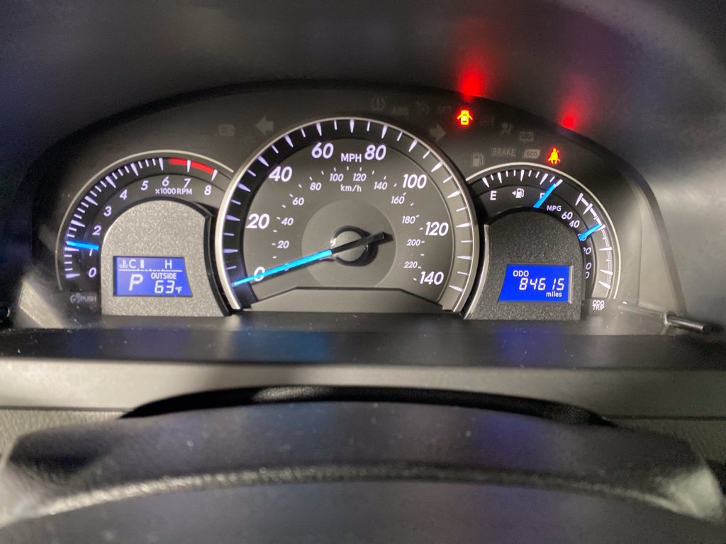 Used 2013 Toyota Camry LE FWD image 17