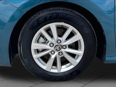Used 2025 Toyota Camry LE FWD image 11