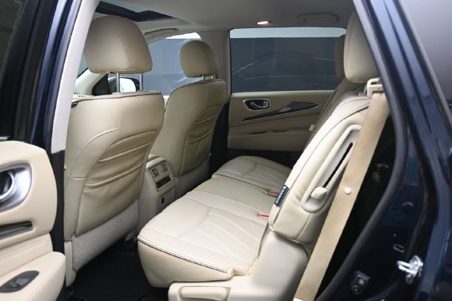 Used 2018 INFINITI QX60 FWD image 22