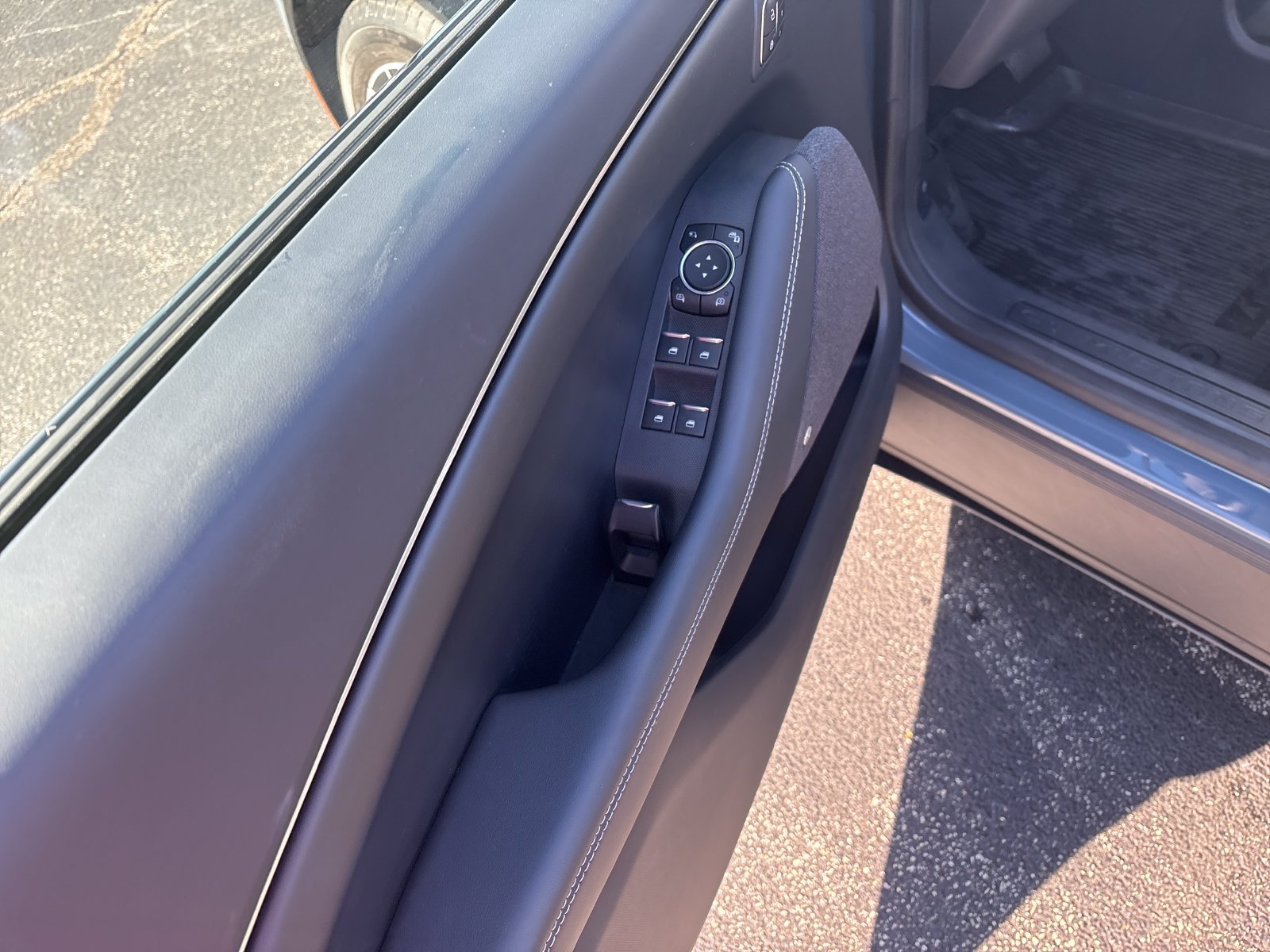 Used 2024 Ford Mustang Mach-E Premium AWD/4WD image 12