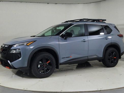 New 2026 Nissan Rogue SV image 3