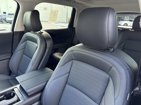 New 2026 Lincoln Nautilus Reserve w/ Jet Appearance Package AWD/4WD image 21