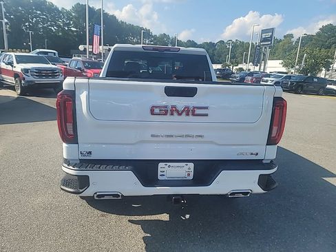 Used 2025 GMC Sierra 1500 AT4 w/ AT4 Premium Package AWD/4WD image 6