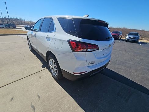 Certified 2024 Chevrolet Equinox LT image 7