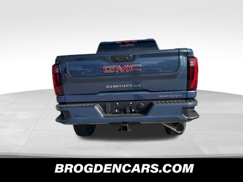 New 2026 GMC Sierra 3500 Denali w/ Denali Reserve Package image 4