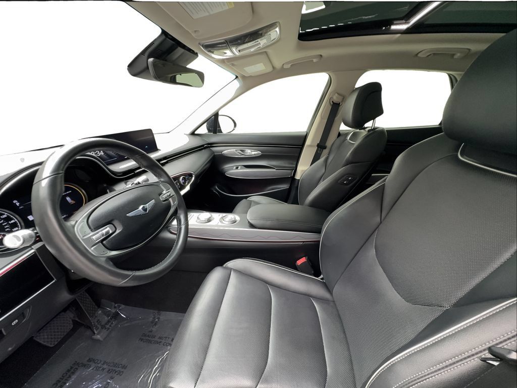 Used 2022 Genesis GV70 2.5T w/ Advanced Package AWD/4WD image 19