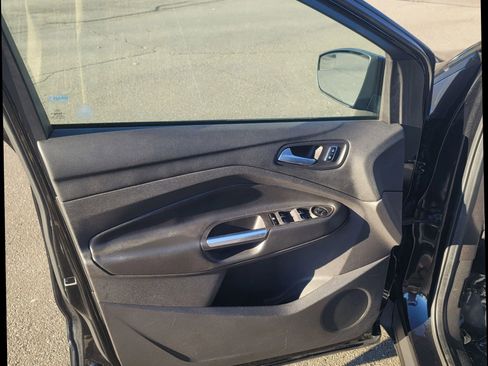 Used 2014 Ford Escape SE image 22