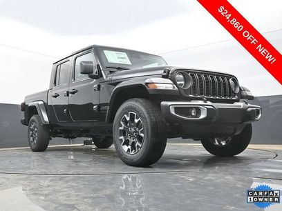 Used 2025 Jeep Gladiator Sport w/ Premium Package