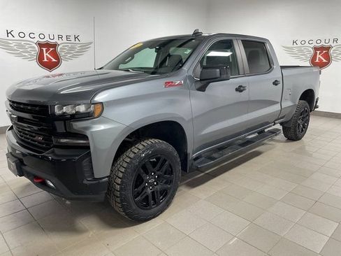 Used 2021 Chevrolet Silverado 1500 LT Trail Boss w/ Bed Protection Package AWD/4WD image 3