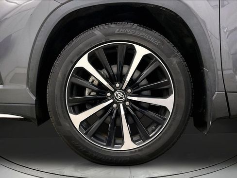 Used 2021 Toyota Highlander XSE AWD/4WD image 13