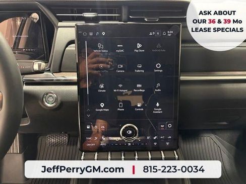 New 2027 GMC Terrain Denali w/ LPO, Floor Liner Package AWD/4WD image 12