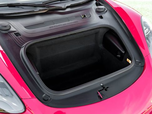 Used 2019 Porsche 718 Cayman image 44