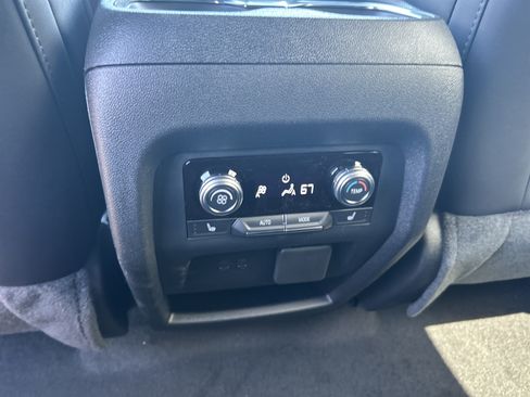 New 2026 GMC Acadia AT4 w/ Luxury Package AWD/4WD image 31