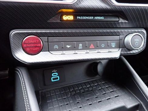 Used 2024 Ford Mustang Premium image 21