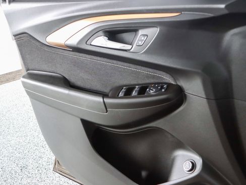 Used 2021 Chevrolet TrailBlazer ACTIV w/ Sun and Liftgate Package image 22