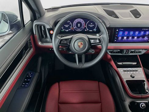 New 2026 Porsche Cayenne AWD/4WD image 23