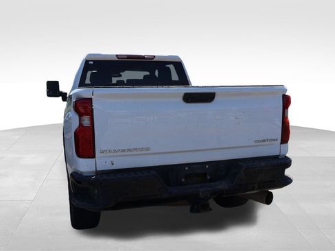 Used 2024 Chevrolet Silverado 2500 Custom w/ Custom Value Package AWD/4WD image 9