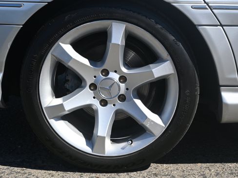 Used 2007 Mercedes-Benz C 230 Sedan image 24