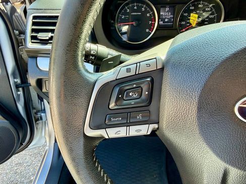 Used 2015 Subaru Impreza 2.0i Premium AWD/4WD image 17