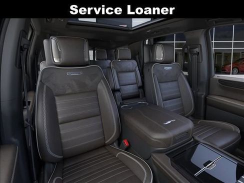New 2026 GMC Yukon Denali Ultimate AWD/4WD image 16