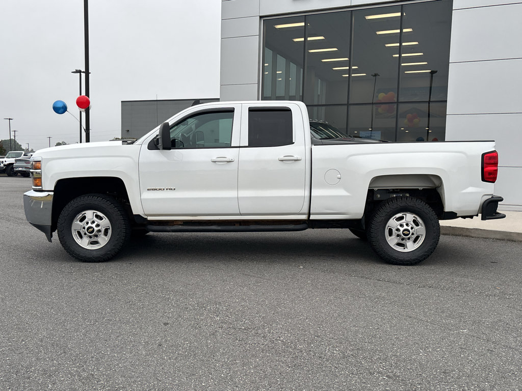 Used 2017 Chevrolet Silverado 2500 LT AWD/4WD image 3