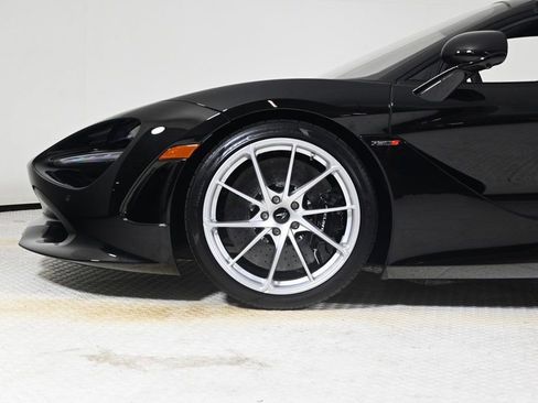 Used 2024 McLaren 750S Spider image 26
