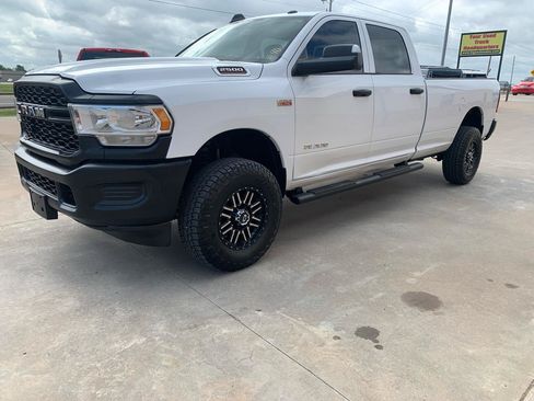 Used 2022 RAM 2500 Tradesman AWD/4WD image 3