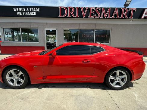 Used 2018 Chevrolet Camaro LS RWD image 5