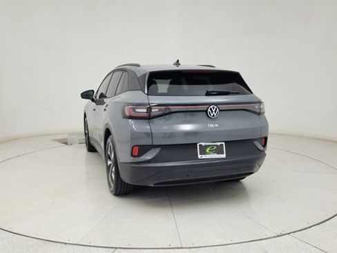 Used 2024 Volkswagen ID.4 2WD image 8