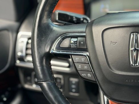 Used 2024 Lincoln Navigator L 4WD image 45