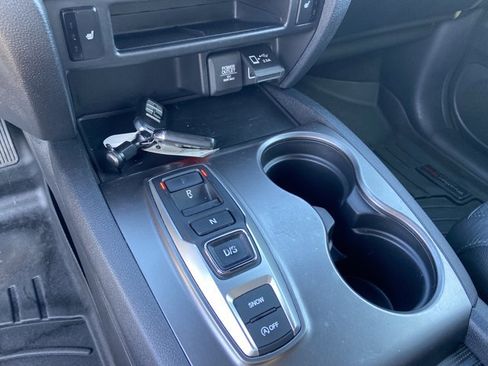 Used 2019 Honda Passport EX-L image 40