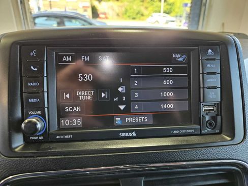 Used 2019 Dodge Grand Caravan GT FWD image 18