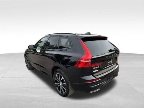 Used 2023 Volvo XC60 B5 Plus w/ Climate Package image 4