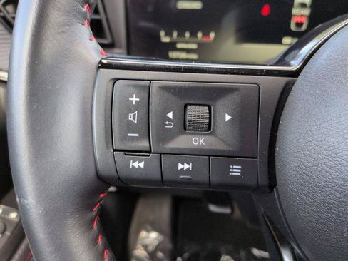 Certified 2025 Nissan Kicks SR w/ SR Premium Package FWD image 25