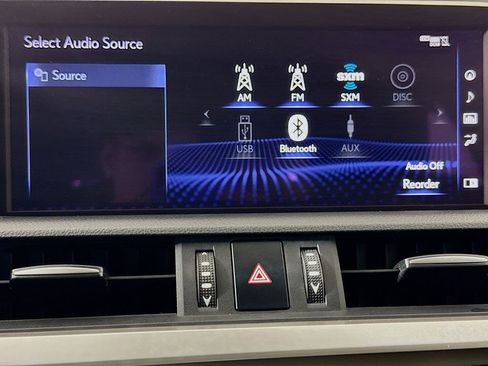 Used 2020 Lexus ES 300h Ultra Luxury image 15