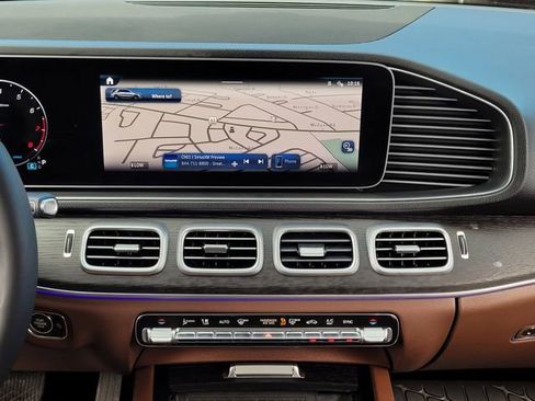 Used 2025 Mercedes-Benz GLE 350 4MATIC image 16