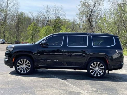Used 2022 Jeep Grand Wagoneer Series II AWD/4WD image 6