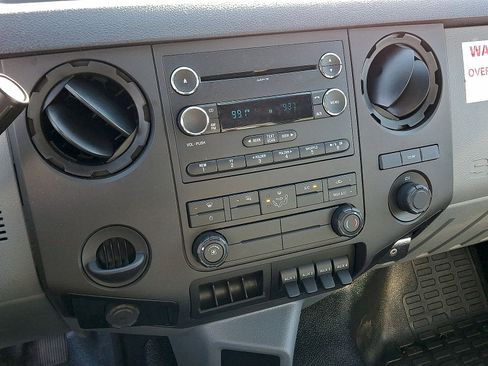 Used 2019 Ford F650 2WD Regular Cab Super Duty image 14